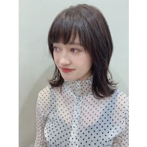 外ハネロブ