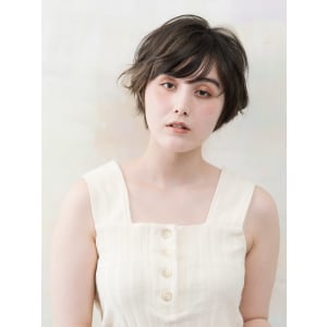 ふんわり大人ショート　【池袋美容室　uchla】