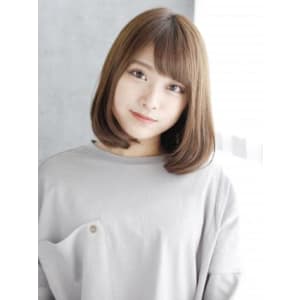 厚め前髪のワンカールボブスタイル