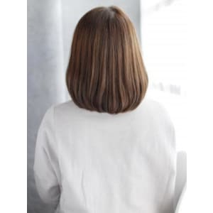 厚め前髪のワンカールボブスタイル