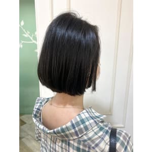 cropes辻堂谷川　ミニボブ×ネイビーブルー