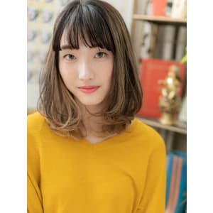 外国人風☆抜け感色っぽワンカールミディ　厚めバング