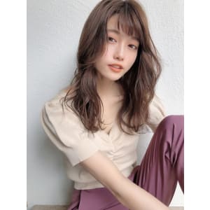 オン眉ニュアンスウェーブヘア 