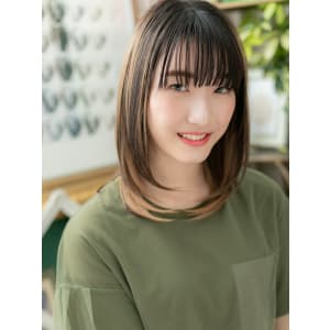 グラデーションカラー★個性的小顔セミディ　トリートメント