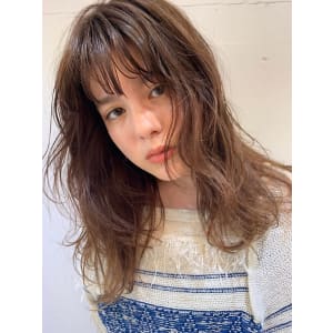《ヘルシー×抜け感×透明感》style by Loely
