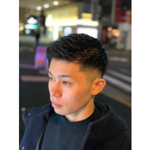 ツーブロックフェード＜理容室＞＜銀座＞＜メンズ＞＜ショート＞