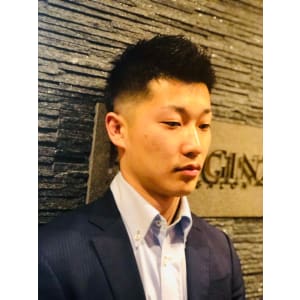 フォーマルフェード＜理容室＞＜銀座＞＜メンズ＞＜ショート＞