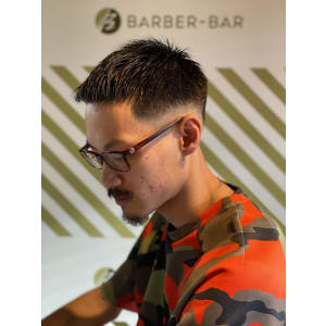 クロップスタイル【BARBER-BAR】