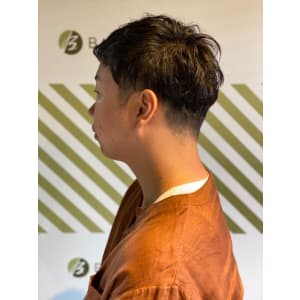 大人のマッシュスタイル【BARBER-BAR】
