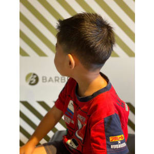 キッズカット【BARBER-BAR】