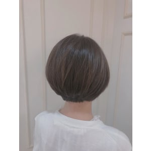 crop es辻堂　山口　ショートボブ