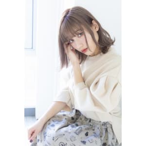 オルチャングレージュ/外国人風セレブ風抜け感ミディ　池袋