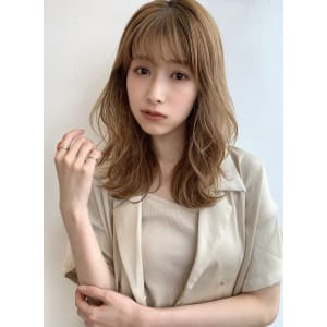 ニュアンスパーマ　ひし形セミロング