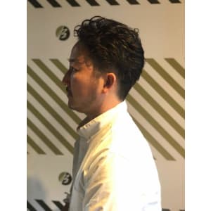 大人のリバーススタイル【BARBER-BAR】