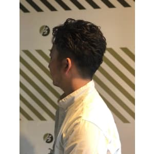 大人のリバーススタイル【BARBER-BAR】