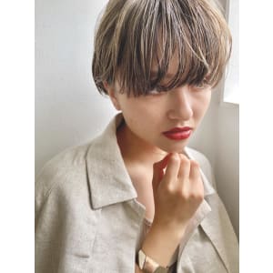 夏ショート×モード