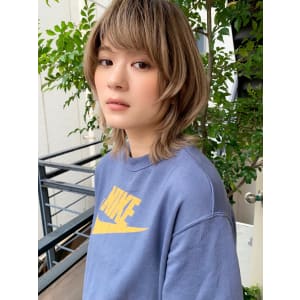 【山田】透明感抜群シアベージュマッシュレイヤーウルフy146