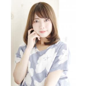 透け感バングのワンカールスタイル
