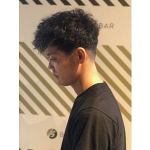 ツイストパーマスタイル【BARBER BAR】
