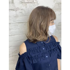 ハイトーンミルクティーグレージュ池袋