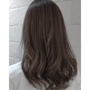 モカアッシュ・ロング - each hair＆total beauty【イーチ ヘアーアンドトータルビューティー】掲載中