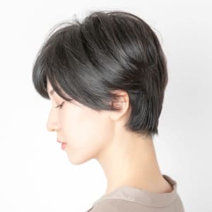 うるツヤ黒髪ショート