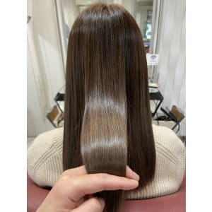 【QUALIS】水素のデトックス効果でサラツヤストレート