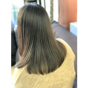【QUALIS】うる艶の美髪になれる「サイエンスアクア」