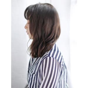 Aラインの透け感ゆるカール