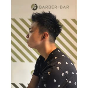 刈り上げショートスタイル【BARBER-BAR】