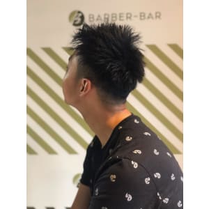 刈り上げショートスタイル【BARBER-BAR】
