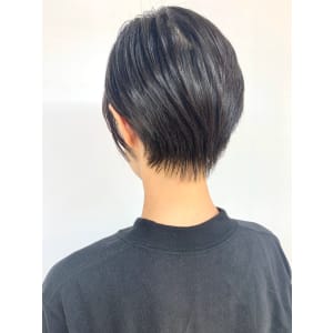 【QUALIS】耳かけショートスタイル