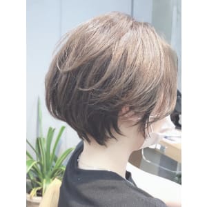 乾かすだけで決まるショートヘア