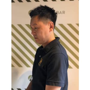 大人の刈り上げスタイル【BARBER-BAR】
