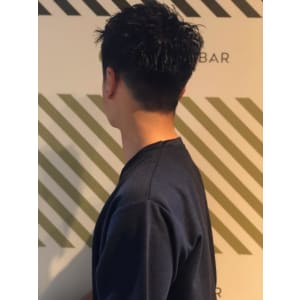 大人の刈り上げスタイル【BARBER-BAR】