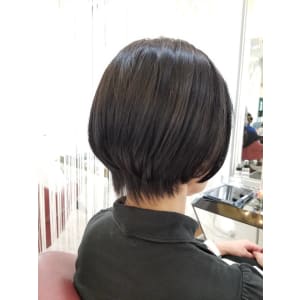 【QUALIS】20代30代　スッキリショートボブ