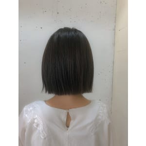 切りっぱなしボブ
