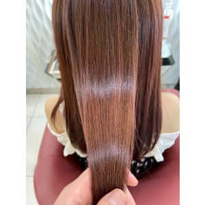 【QUALIS】サラツヤうるおい美髪ストレート