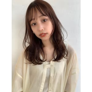秋カラー　ツヤ髪レイヤーロング