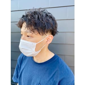 ツーブロックアップバング×スパイラルパーマ - アクイール【アクイール】掲載中