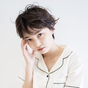 《中目黒サロンe's》抜け感パーマが可愛いショート【ゲンタ】
