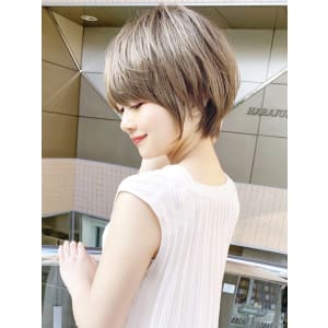 ショートボブ＆STORIES