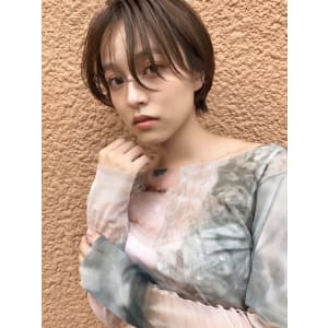シースルーバングの柔らかショートヘア☆【池袋　uchla】