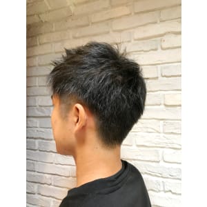 20代30代オススメさわやかツーブロックショートスタイル