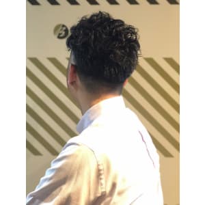 大人のパーマスタイル【BARBER-BAR】
