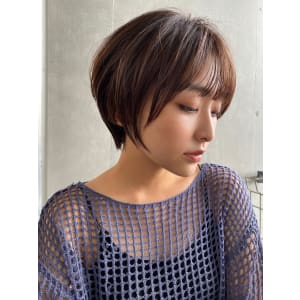 大人耳掛け束感ショート s-12