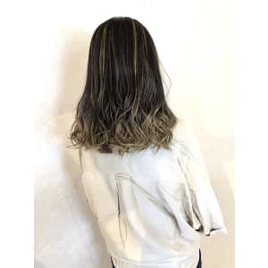 お客様スタイル[インナーカラー]ラベンダーピンク - Luccica hair&spa【ルチカ】掲載中
