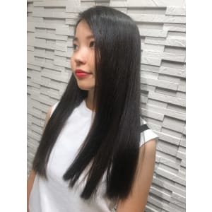 黒髪ナチュラルストレート