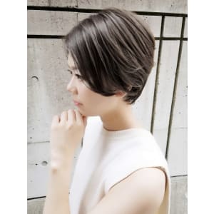【Luccica】耳掛けハンサムショート×グリーンジュ - Luccica hair&spa【ルチカ】掲載中