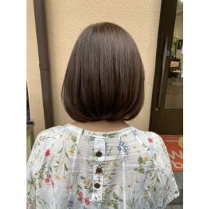 美髪カラー・ボブヘア